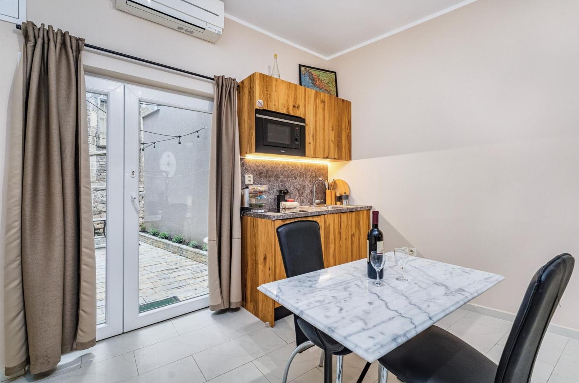 Samm Apartments Šibenik Eksteriør billede
