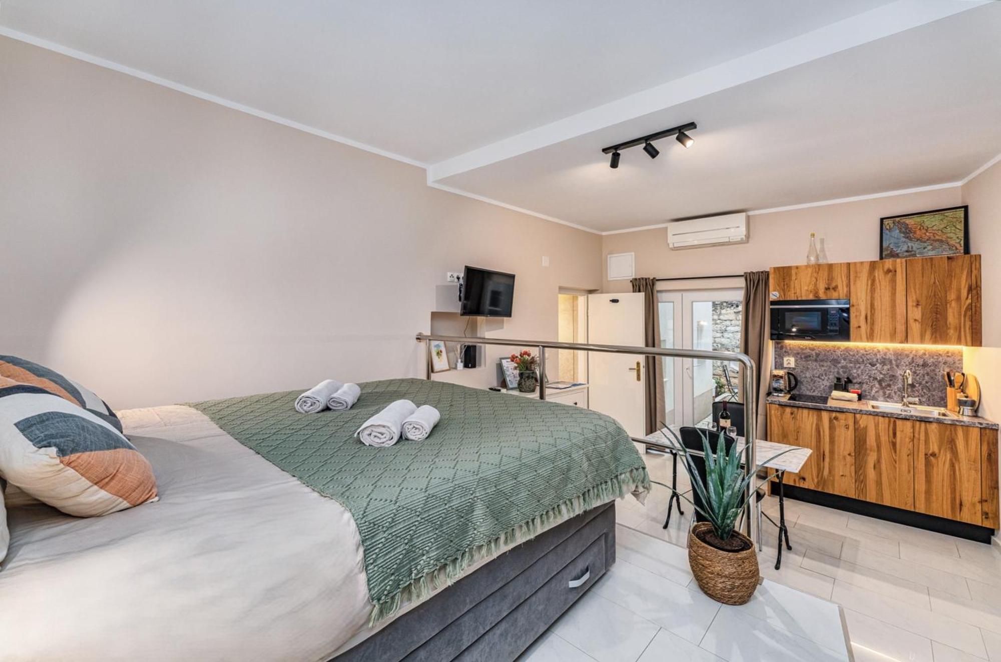 Samm Apartments Šibenik Eksteriør billede