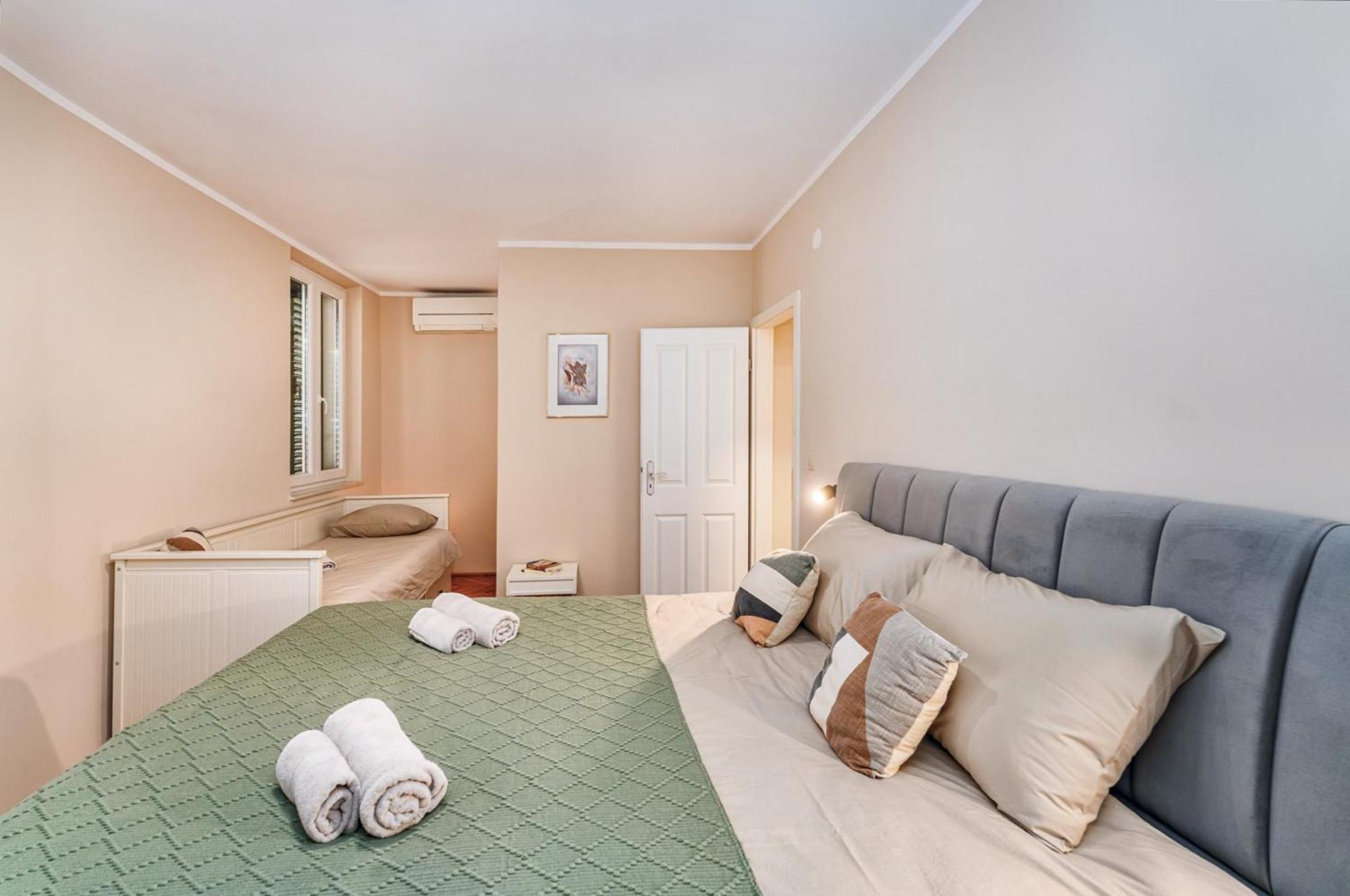 Samm Apartments Šibenik Eksteriør billede